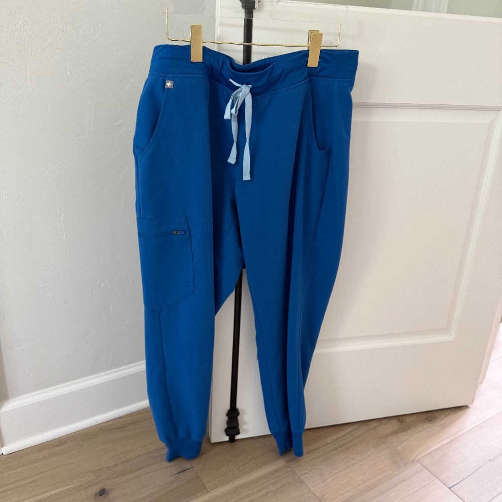 FIGS Zamora ROYAL BLUE Jogger Scrub Pants - Size Large Petite
